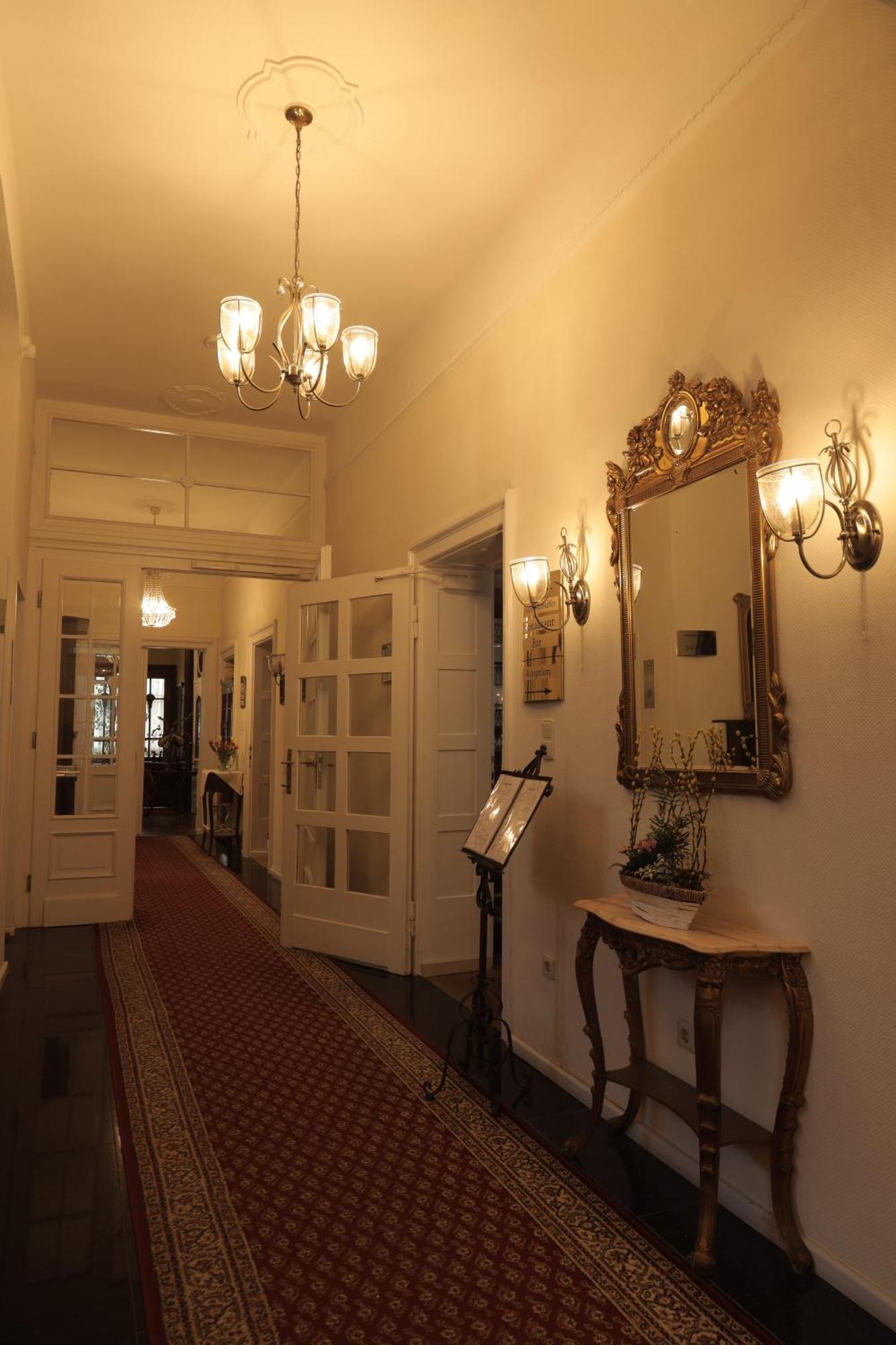 Hotel Weisses Haus Bad Kissingen Exteriör bild