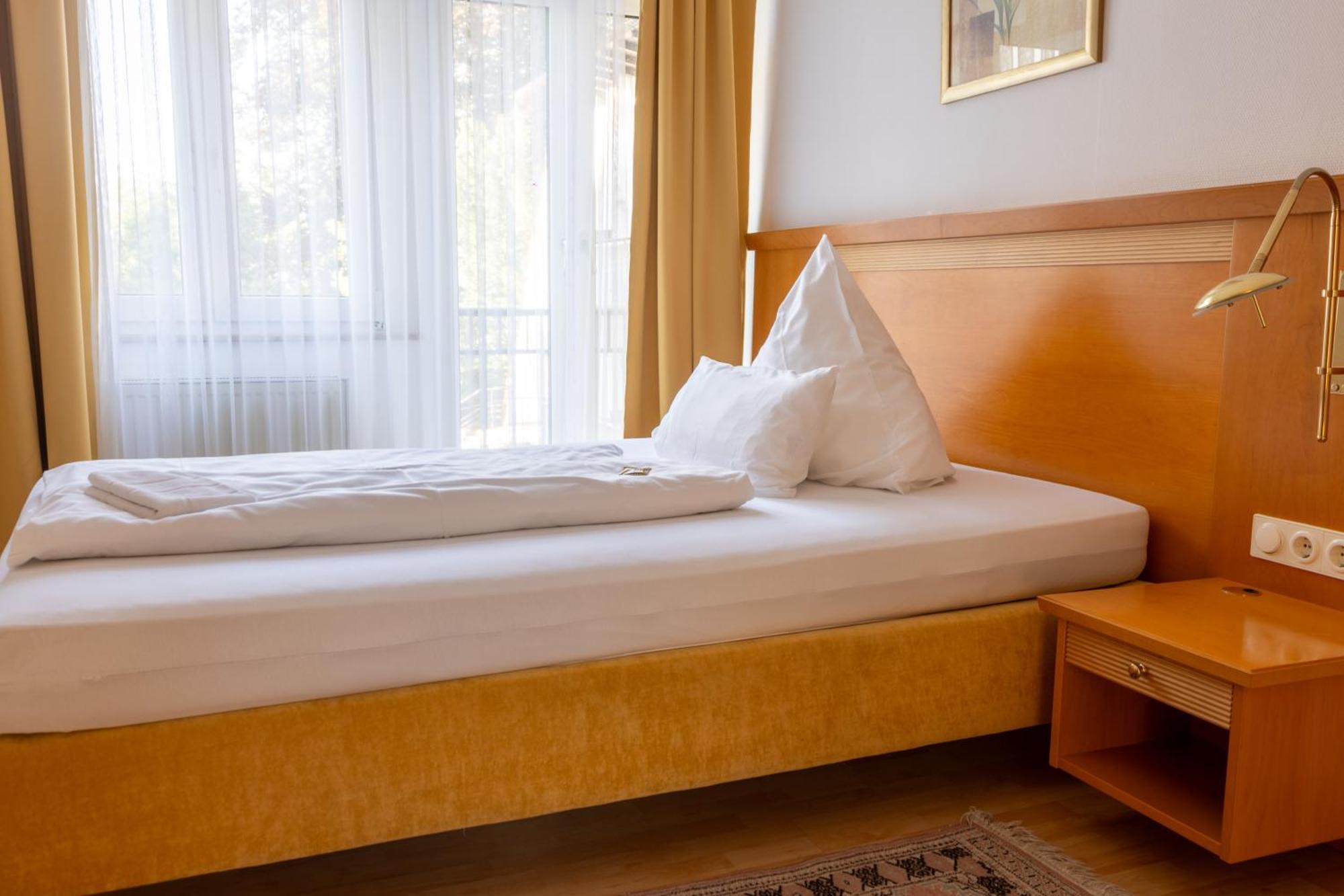 Hotel Weisses Haus Bad Kissingen Exteriör bild