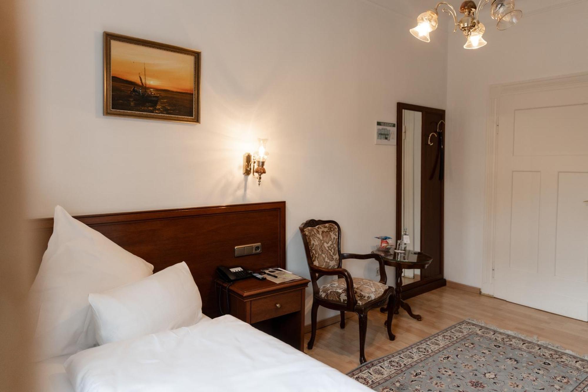 Hotel Weisses Haus Bad Kissingen Exteriör bild