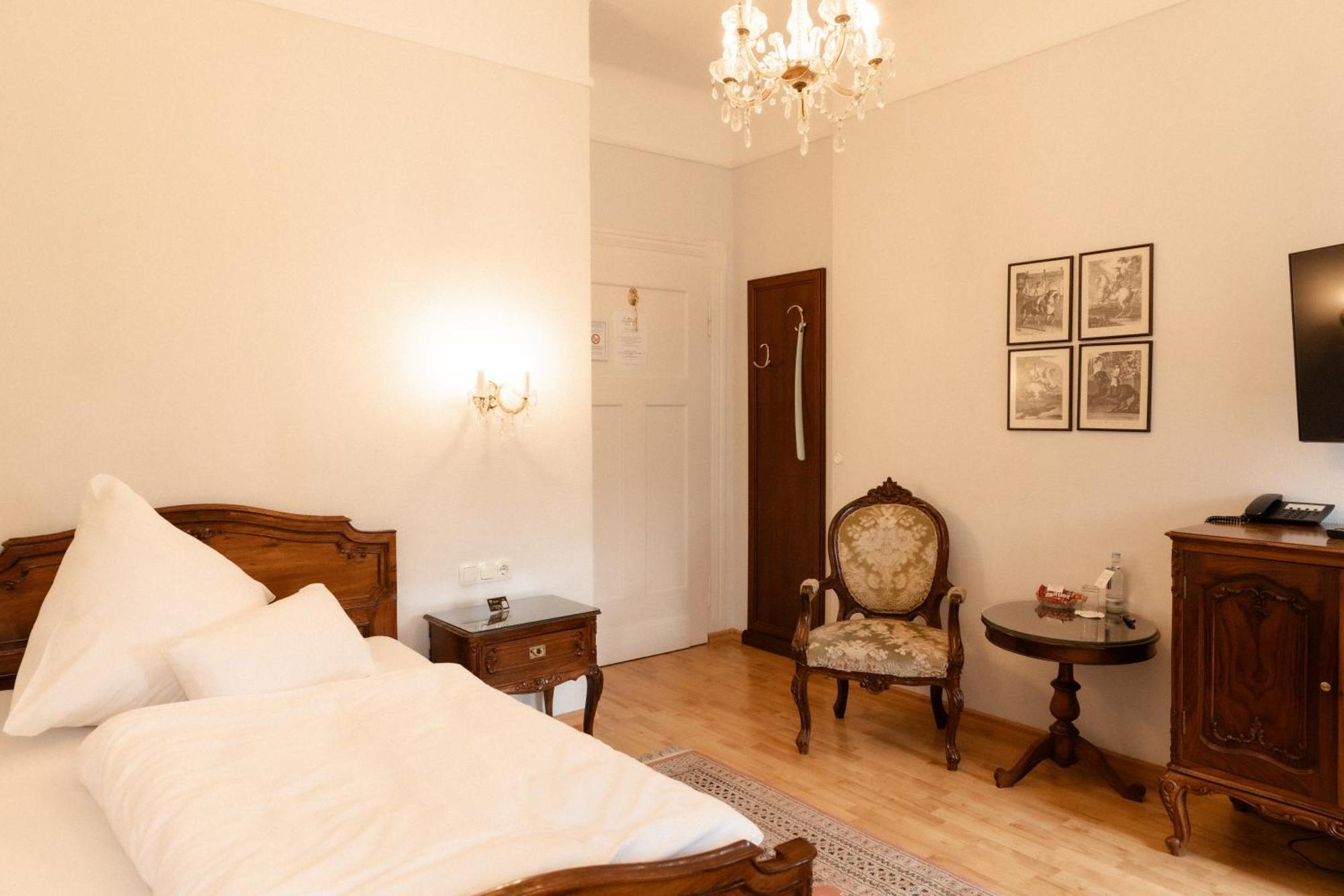 Hotel Weisses Haus Bad Kissingen Exteriör bild