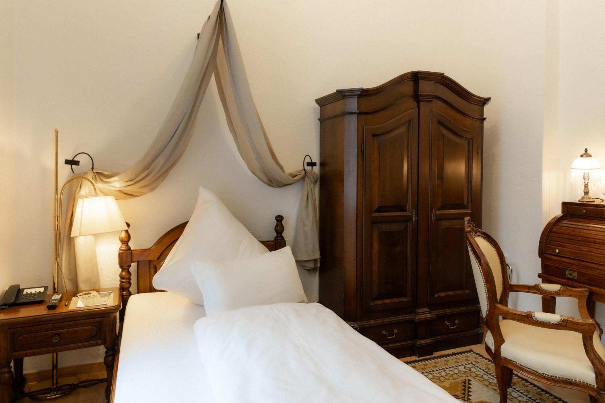 Hotel Weisses Haus Bad Kissingen Exteriör bild